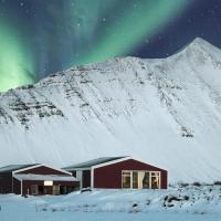 Rustic Farmhouse - Narfasel, hotel in Akranes