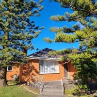 Two Pines, whole home in Tullamarine near airport!, hotel in Tullamarine, Melbourne