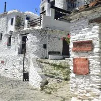 La Casa de la Bombilla Verde, hotel v destinaci Trevélez