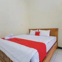 RedDoorz Syariah near Alun Alun Pasuruan, hotel u gradu 'Pasuruan'
