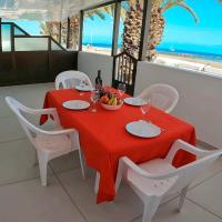 Apartamento Tierra, Primera l&iacute;nea Mar, Hotel in Playa Honda