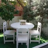 MARY'S APARTMENT in Paradissi，帕拉代西翁的飯店