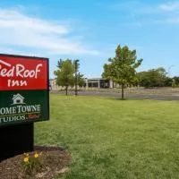 Red Roof Inn & Conference Center Chicago - Aurora Fox Valley โรงแรมในNorth Aurora
