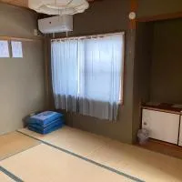 シェアハウスの和室or洋室 24時間スーパー徒歩5分 共同ワークスペース有, ξενοδοχείο σε Gifu