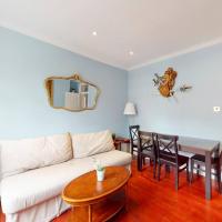 Classic Mayfair 1 BR apartment