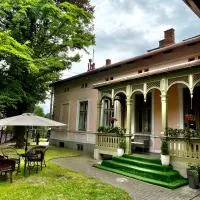 Willa Szwadron: Łańcut şehrinde bir otel