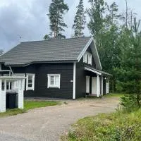Riihipeikko Jyväskylän läheisyydessä Muuramen Riihivuoressa, hotel i Muurame