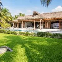 Oceanfront Casa Rhino, хотел в Paso Hondo