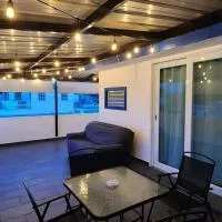 RH2 los angeles 2do floor front airport, hotel di Sabana Abajo