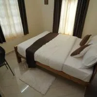 Swasthika Homes、Pīrmedのホテル
