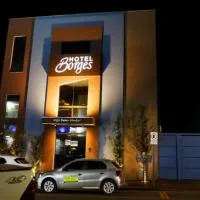 Hotel Borges, hotel en Quirinópolis