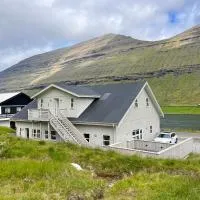 Lokk-Inn Apartments, Hotel in Norðdepil