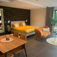 Q Guesthouse, hotel u gradu Herzele