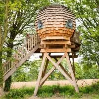 La Ville Es Renais - ferme et maison d'hôtes insolite, hotel u gradu Erquy