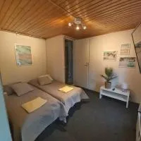 "Beach" Asunto Ilmastointilaitteella ja Älylukolla, hotel di Imatra