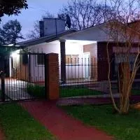 BELLA CASA EN VILLA LIBERTAD, hotel sa Leandro N. Alem