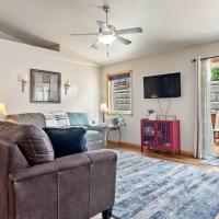 Convenient Townhouse - Near Airport, khách sạn gần Sân bay Rapid City Regional - RAP, Rapid City