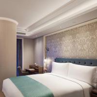 The Ritz-Carlton, Pune: Pune şehrinde bir otel