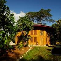 Casa de bambú en armonía con el medio ambiente