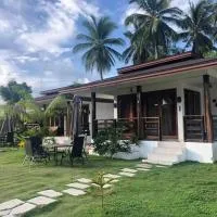 Villa Royal Palawan, מלון בNarra