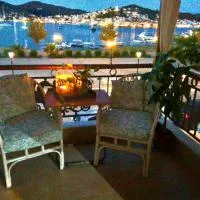 Liberty porosview apartement, hotel u gradu Galatas