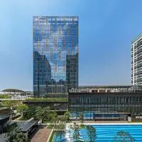 深圳国际会展中心希尔顿酒店 前海华发冰雪世界店 Hilton Shenzhen World Exhibition & Convention Centre Qianhai Snow World, hotel a Shenzhen