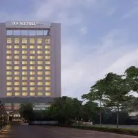 DoubleTree by Hilton-Pune Chinchwad، فندق في بيون