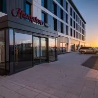 Hampton By Hilton Aberdeen Airport, hotel u gradu Dyce
