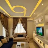 KBK Lodge, hotell i Abaga