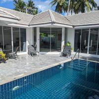 The Oasis Villa Just 150m to the Beach