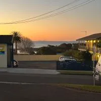 Holiday Lodge Motor Inn، فندق في ناروما