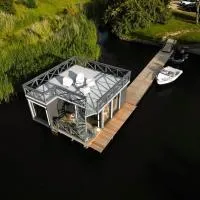 Palikt niedrēs, hotel a Salacgrīva