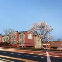 DoubleTree by Hilton Portland Tigard, hotel u gradu 'Tigard'