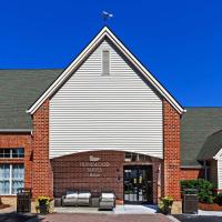 Homewood Suites by Hilton Greensboro, hotel berdekatan Lapangan Terbang Piedmont Triad - GSO, Greensboro