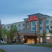 Hampton Inn & Suites Westford-Chelmsford, хотел в Westford