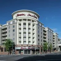 Hampton Inn & Suites Memphis-Beale Street, ξενοδοχείο στο Μέμφις