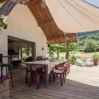 Les inséparables, hotelli kohteessa Saint-Pierre-de-Curtille