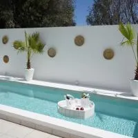 Villa Pastida - Private Pool & Jacuzzi & Central place, hotel u gradu 'Pastida'