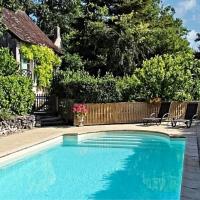 Nice Home In Chaumussay With Outdoor Swimming Pool, Wifi And Heated Swimming Pool
