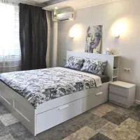 Приватний будинок в Миколаєві з гаражем Private House in Mykolaiv with garage, hotel a Mikolàiv
