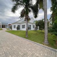 Datela Home - 3Bed Villa near Ununio Beach Kunduchi, hotel in Kunduchi, Dar es Salaam