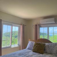Coral Cottage of Prospect, hotel cerca de Aeropuerto internacional de Argyle - SVD, Kingstown