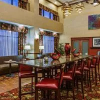 Hampton Inn & Suites Toledo-Perrysburg, hotel en Rossford