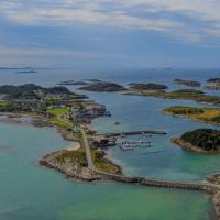 Koselig hus i det gamle fiskeværet Abelvær, hotel cerca de Aeropuerto de Namsos - OSY, Abelvær