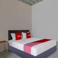 OYO 90809 Homestay Black Pink Merah Jambu Syariah