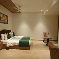 Hotel Gold In Leaf, hotel near Aligarh Airport - HRH, Alīgarh