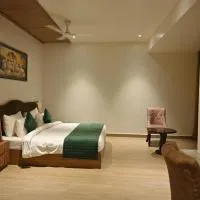 Hotel Gold In Leaf, ξενοδοχείο σε Aligarh