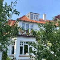 villa apartment with sea view, hotel in Amager Øst, Copenhagen