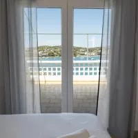 Sea Front Sophia Porto Rafti