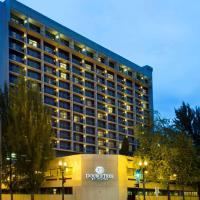 DoubleTree by Hilton Portland, Lloyd District/Convention Center, Portland, hótel á þessu svæði